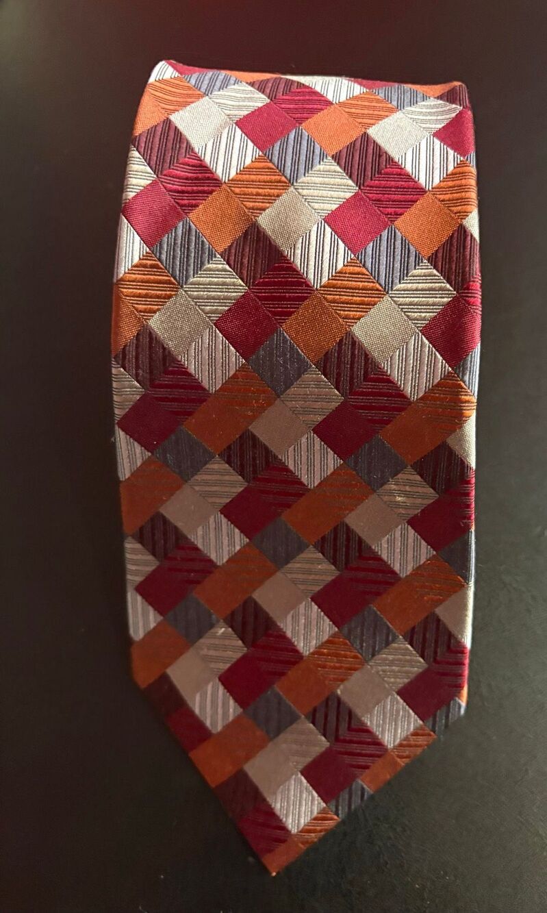 Geoffrey Beene tie